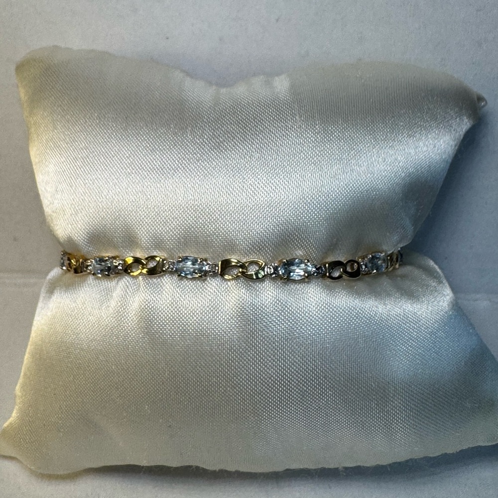 10KT Yellow Gold Oval Cut Aqua and Diamond Tennis Bracelet